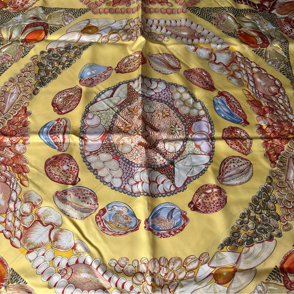 Authentic Hermes Rocaille Carre90 Silk 100 Seashell Scarf/ Shawl in Yellow - Picture 8 of 14